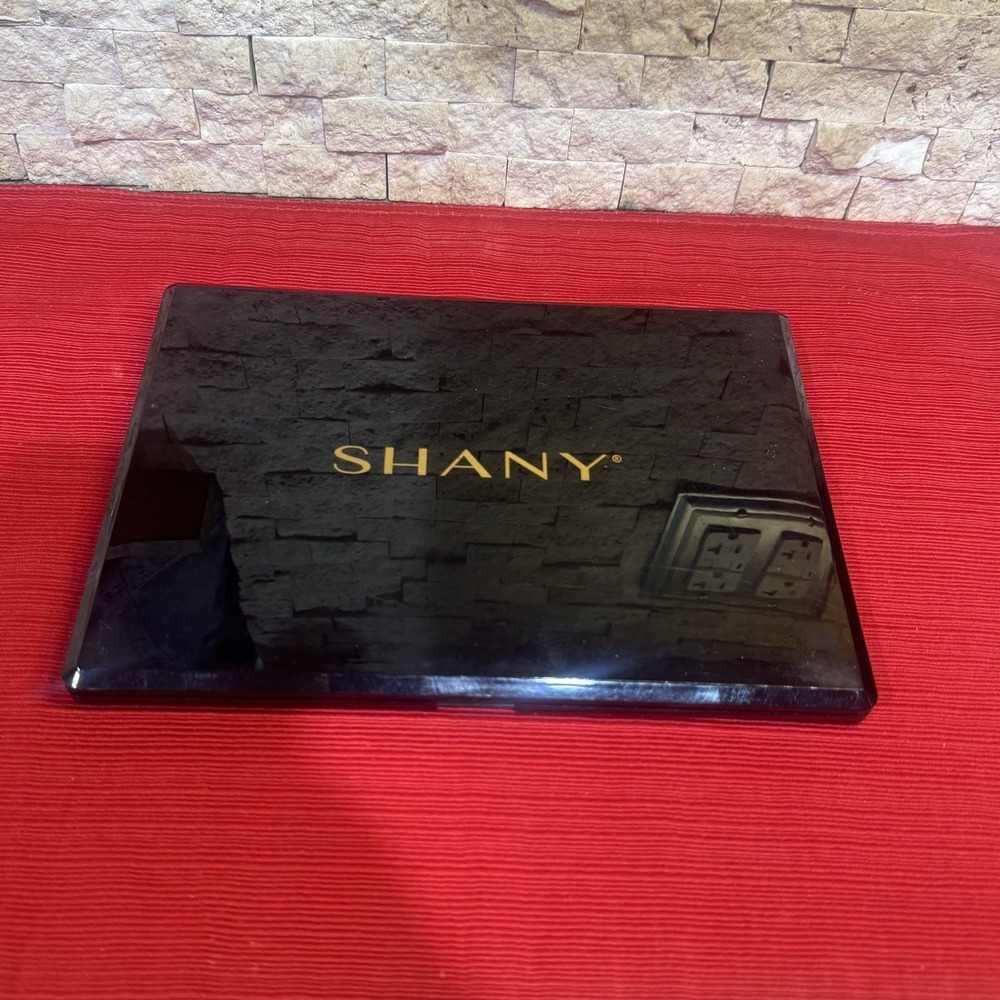 SHANY Eye shadow Palette, 96 Color Eyeshadows Nice - Picture 2 of 7
